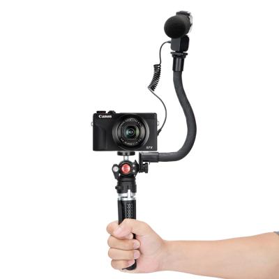 China OutdoorMini PORTABLE Camera Tripod Travel Fotopro Mobile Vlogging Kit With Flexible Magic Arm for sale