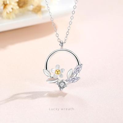 China FASHIONABLE 925 Sterling Silver Garland Necklace Temperament Flower Pendant For Girl for sale