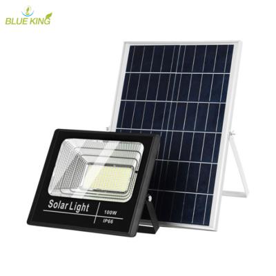 China Without Electricity 100W Solar Led Flood Lamp Aluminum Waterproof Outdoor Solar Flood Light For Garden for sale