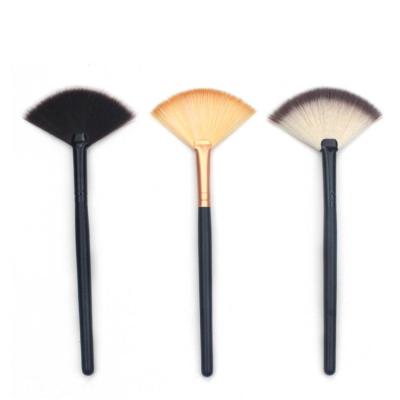 China Fan brush private label vegan small facial make up brush applicator highlighter bar fan shape makeup brush for sale