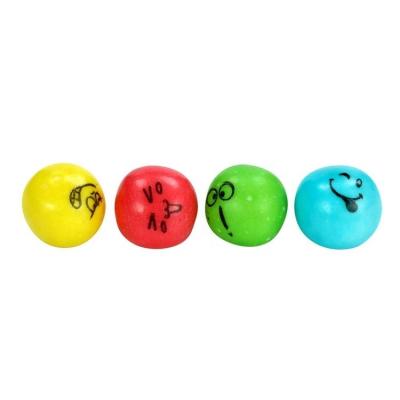 China Facial Expression fruit flavor multi color round ball chewing gum in bulk chewing bubble gum candy zu verkaufen