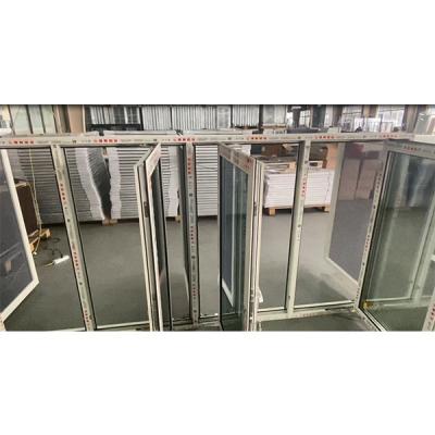 China PVC Tripla Vitral Francês Casement Janela Porta Vinil Com Rede de Segurança à venda