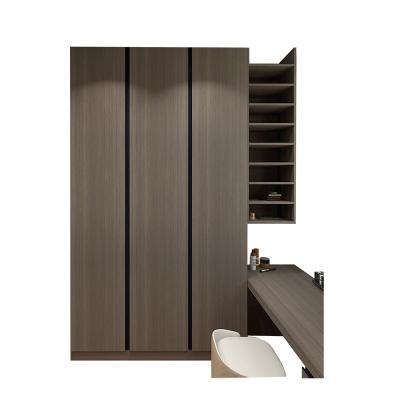 China Hot Selling Modern 3 Door Wooden Bedroom Wardrobe Wardrobe Cabinet Set With Rod And Hanging Drawers for sale