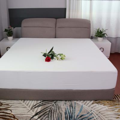 China Factory Supply Waterproof Polyester Mattress Protector Bedspread Protector With Elastic for sale