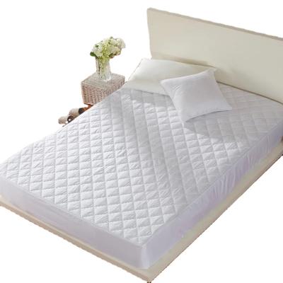 China Hot Selling Mattress Protector Fabric Mattress Cover Air Permeable Waterproof Mattress Cover for sale