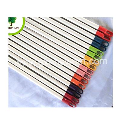 China Eucalyptus Straight Poles Dig Wooden Pole Brooms Stick Plastic Broom Stick for sale