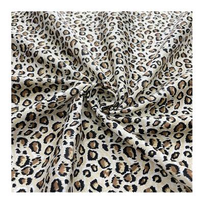 China Wholesale hot-selling 100% anti-static leopard print fabric cotton print fabric for cloth for sale