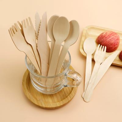 China Eco Friendly Disposable Biodegradable Wooden Burger Cutlery Cutlery Set for sale