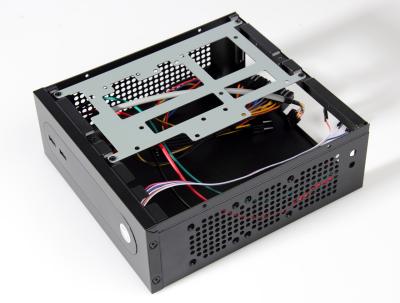 中国 DIY プレーヤー、提供される OEM ODM のための黒い鋼鉄小型 ITX 小型軽量クライアントの箱 販売のため