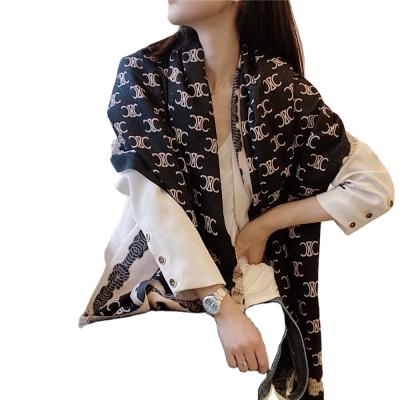 China Classy elegant 2021 autumn and warm thickened double-sided pashmina tassel jacquard windproof winter new cashmere scarf women for sale