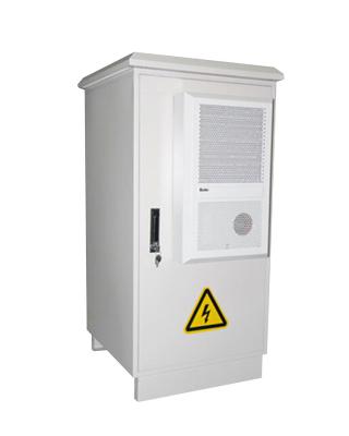 Chine Double alimentation d'énergie non interruptible extérieure de la conversion 2KVA 380VAC à vendre