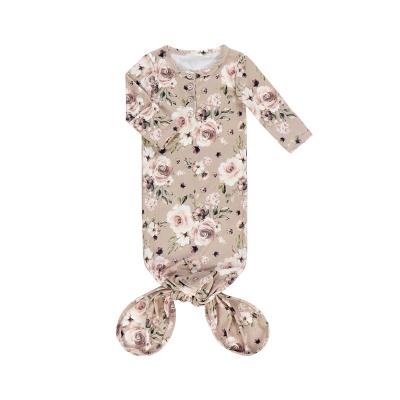 China Eco-friendly Brief Over No Scratch Mitt Infant Layette Wrap Wear Sleep Bag Tied Baby Gown for sale