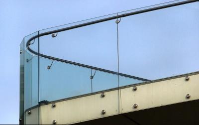 China Balkon, Glasbalustrade ohne Rahmen, Glasbalustrade ohne Nähte zu verkaufen