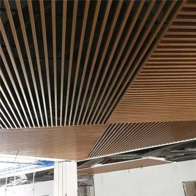 中国 CE Lightweight Aluminum Ceiling Impact Resistant Long Lasting Durability 販売のため