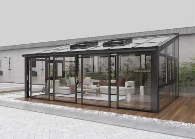 China Durability Glass House with Abundant Natural Light Modern Style and Weather Resistant Design en venta