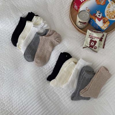 China Newest Cheap Women Solid Color QUICK DRY Hot Selling Customizable Hot Cotton Knitted Low Cut Boat Socks for sale