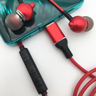 China Best Custom In-Ear Gaming Headset Wired Headphones With Microphone for sale