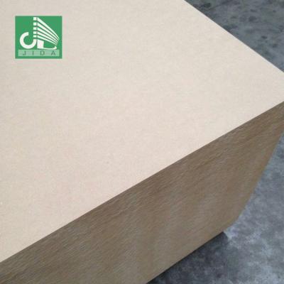 China 10mm standard size raw density fiberboard moisture proof medium price raw mdf made in china for sale