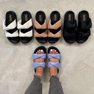 China Fashion trend designer Sandals Plus Size simple slippers for women 2022 cheap shoes wholesale casual flat women slippers for sale