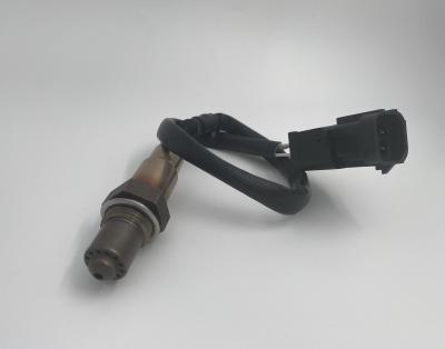 中国 Bosch Lada車の酸素センサー0258006537 1118-0385001-00 2108-3850010-00 販売のため