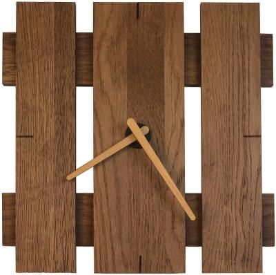 China Antique Style Walnut Color Square Developed Hardwood Wall Vintage Oak Solid Wood Wall Clock for sale