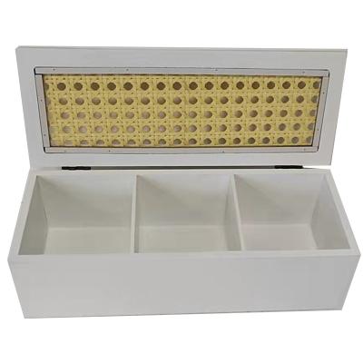 China Minimalist 3 CompartmentMultipurpose Organization Display Box With Rattan Lids for sale