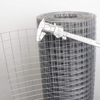 China Net Fence Fencing Iron Wire Mesh / Galvanized Welded Wire Mesh With Satisfactory Price for sale