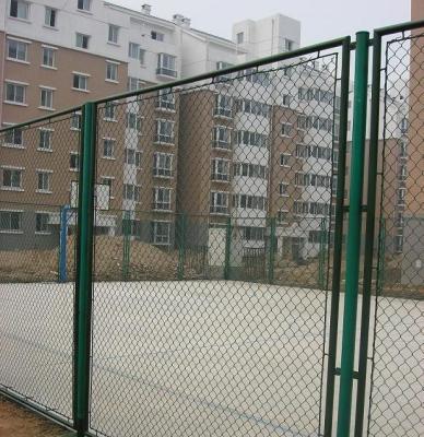 China Fence Mesh High Quality Chain Link Fence Cyclone Wire Chain Link Fence For Outdoor Protection for sale