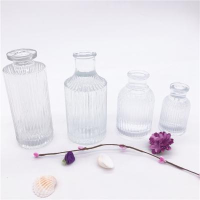 China High Quality Viable Square Rome Shape Empty Glass Reed Diffuser Bottles With Colorful Rattan Sticks for sale