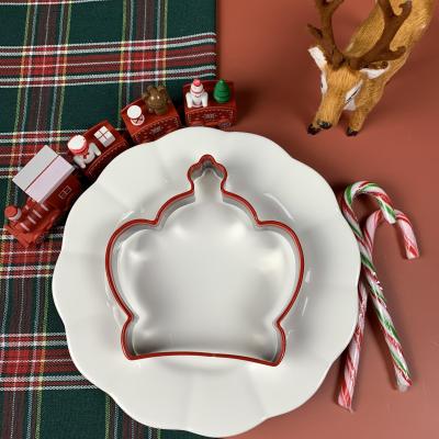 China Sustainable Tiara Mold Press Biscuit Cutter Pastry Bakeware Tools Christmas-Themed Stainless Steel Cookie Cake Molds for sale