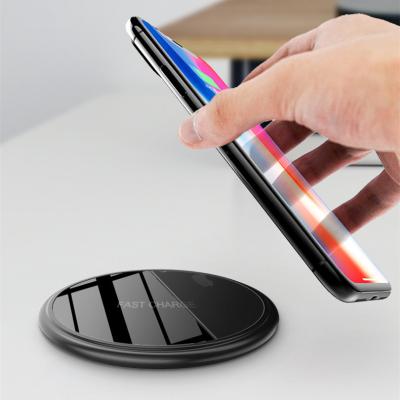 China Round/Flat/Mirror Surface Ready To Board Factory Wireless Chargers Pad Latest 10W Mobile Phone Battery Charging Dock For iPhone12/13 For AirPodsPro for sale