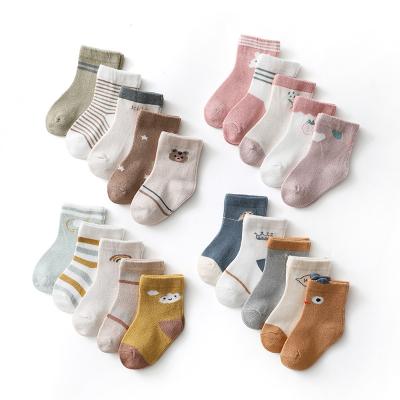 China New breathable comfortable sports in the fall baby knitted socks cotton socks children's slouch socks for children for sale