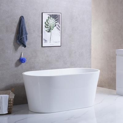 China Acrylic Freestanding Soaker Bathtub in Arctic White with Center Drain for sale