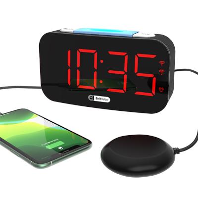 China LUMINOVA Factory Direct Wholesale New Products Explosion USB Charging Colorful Ignition Changes Best Selling Clock Man Amazon for sale