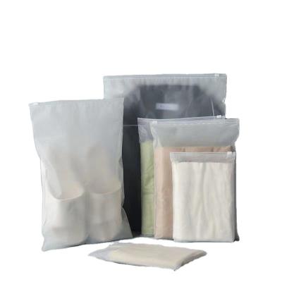 China Disposable Wholesale Eco Friendly Zipper Resealable Clothes Packaging Frosted Bag Plastic Ziplock Clothes for sale