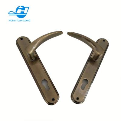 China Traditional high quality polished zinc alloy door handle hot sales in long round plate for sale