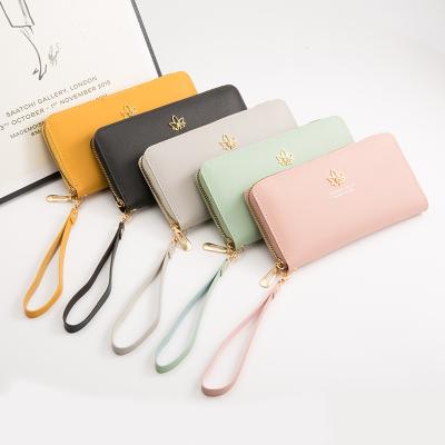 China Floral Vintage Embroidery Coin Purse Change Wallet Pocket Leather Card Holder with Tassel Key Chain Zipper for sale