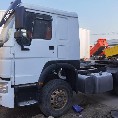 China Excellent quality factory direct sales fully - functional sinotruk hw19712 howo 6x4 traction used heavy duty truck ZZ3257N4147D1 for sale