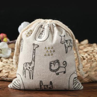 China Cheap Lion Printed Linen Gift Bags Recyclable Makeup Jewelry Packaging Pouches for sale