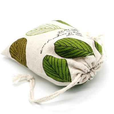 China Recyclable Green Leaf Printed Canvas Gift Bags 8x10cm 9x12cm 13x17cm Party Candy Bag Makeup Jewelry Packaging Pouches for sale