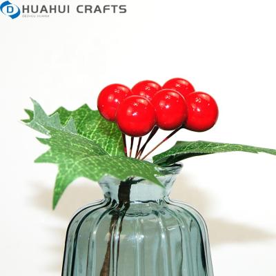 China Simulation Plant Pine Needle Berry Candle Ring Plastic Creative Christmas Garland for sale