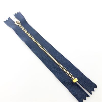 China Durable Metal Zippers For Jackets Sewing Coats Crafts for sale