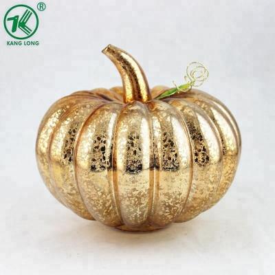 China Halloween Decoration Large LED Glass Gold Pumpkin Ornament Halloween Item Supply For Halloween Home Decorations for sale