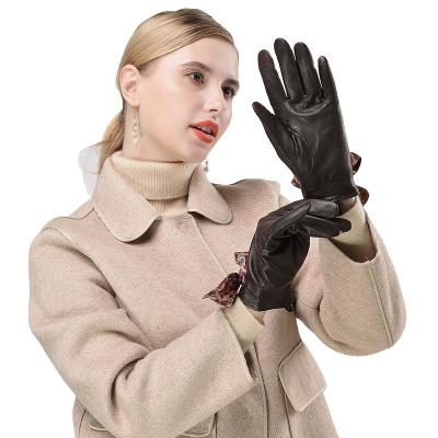 China Winter Simple Warm Hot Sale Girls Leather Gloves for sale