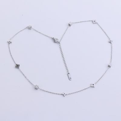 China Hot Selling Small Flower Neck Flower Heart Copper Minimalist Style Hot Sale Clavicle Necklace Jewelry Fashion Casual/Sporty Chain for sale