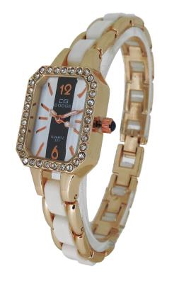 China OEM Slim Ladies Bracelet Watches with Crystal Square Sharp Case for sale