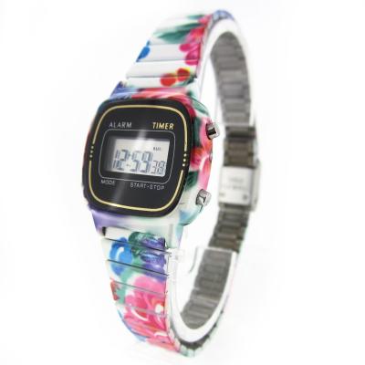 China Trendy Girls Quartz Childrens Digital Watches Lithium Battery LCD Digital Watch for sale