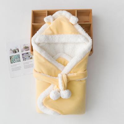 China Sustainable Wholesale Winter Berber Fleece Warm Cute Hooded Baby Wrap Covering for sale