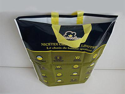 China Garment Packaging Plastic Patch Handle Bags Big With Bottom Gusset for sale