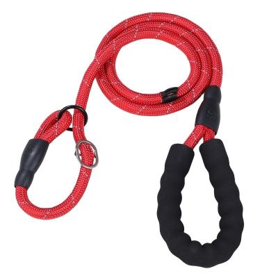 China Padded Reflective Soft Comfortable Padded Handle Walking Rope Hookless Gliding Dog Training Leash for sale